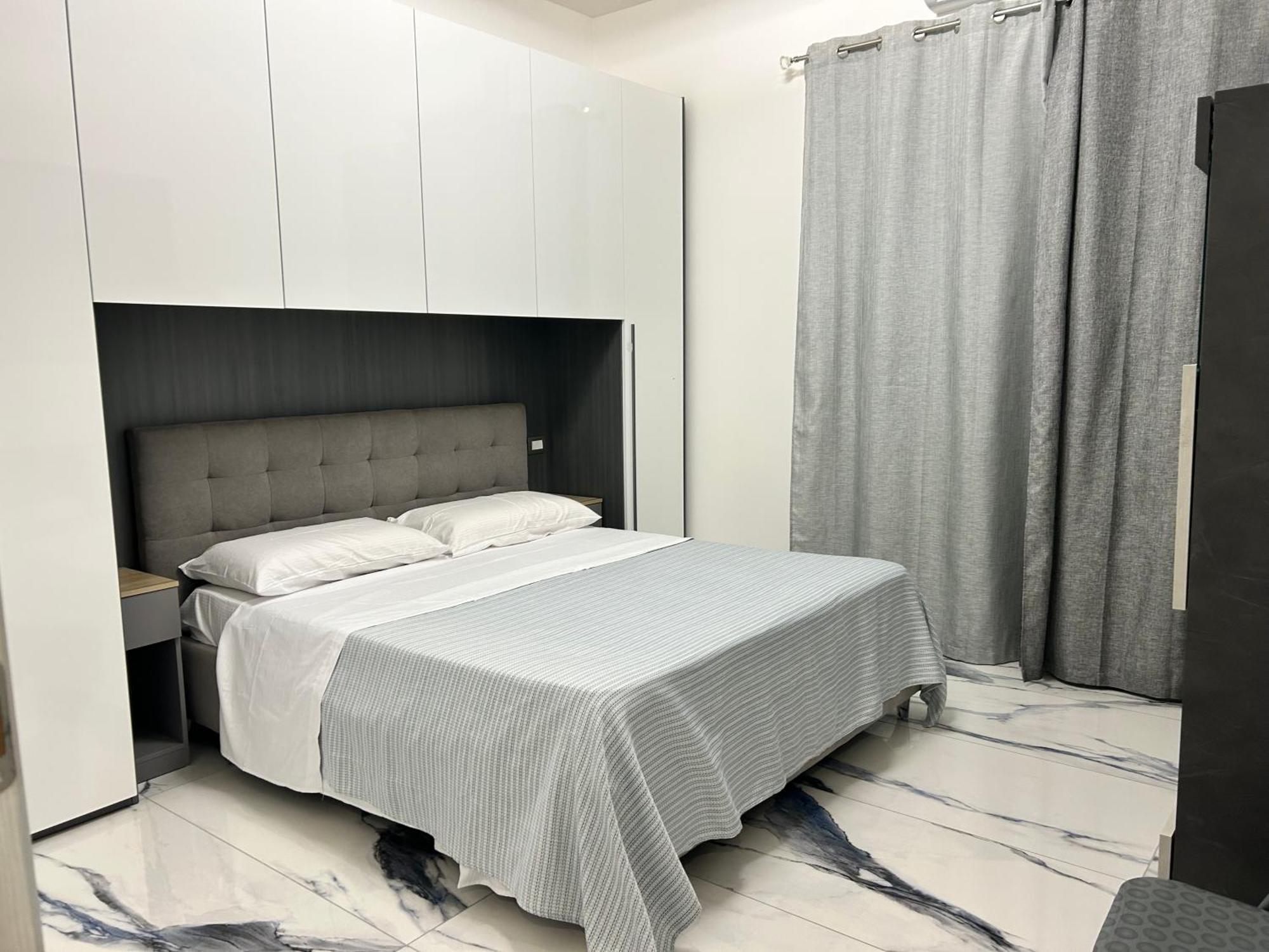 Front Sea Luxury Lido di Ostia Exterior foto